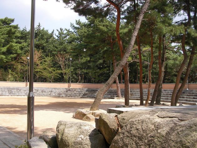 釜山民俗芸術館の広場